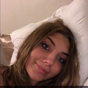 Meet your Posher, Lexi